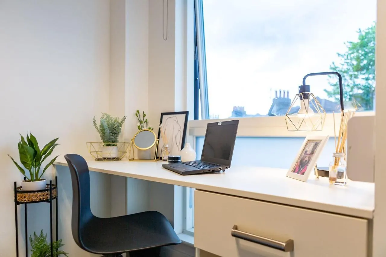 Ensuite Bedrooms With Shared Kitchen At Hollingbury House In ברייטון 0*,  בריטניה
